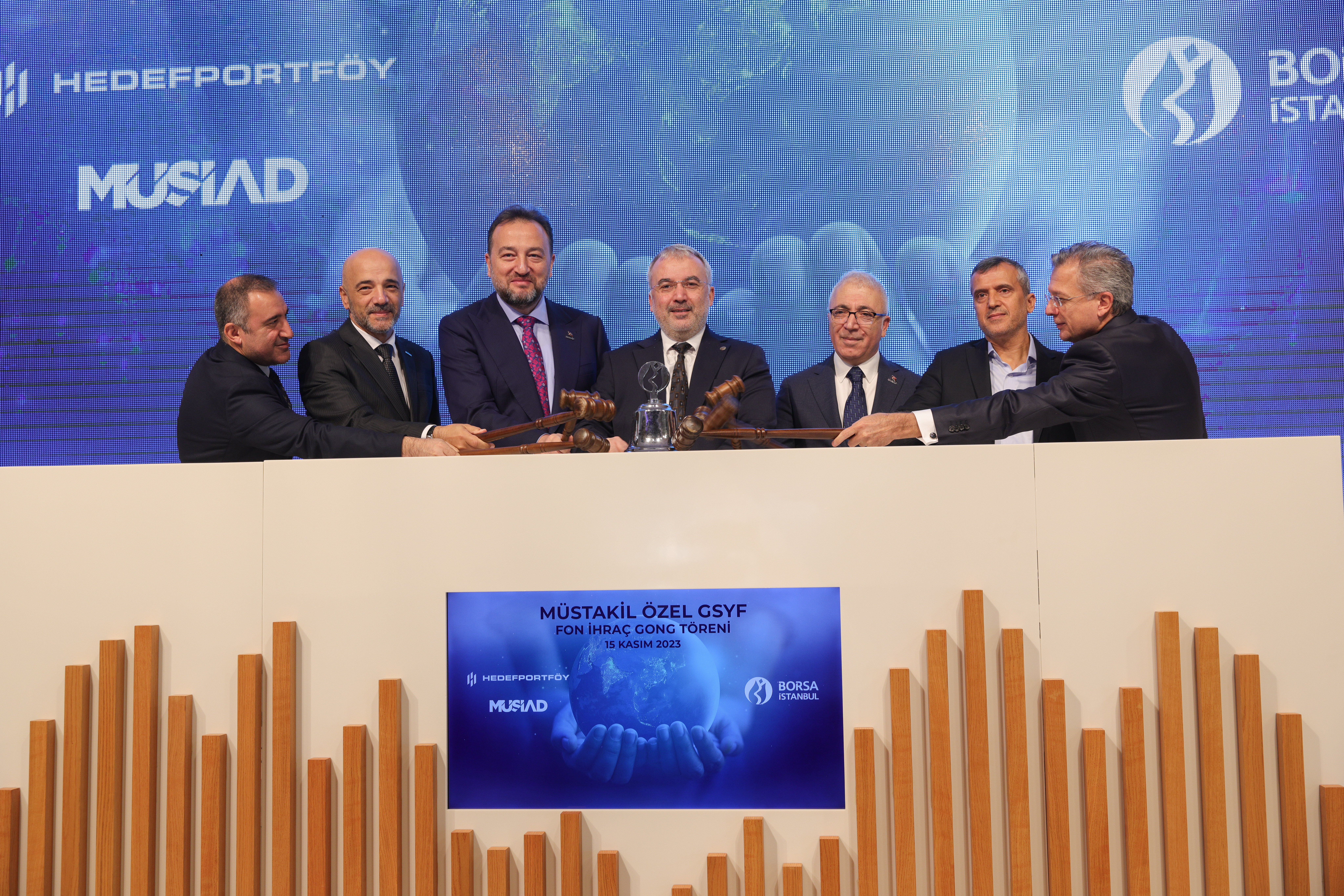 BORSA İSTANBUL’DA “GONG” SESİ MÜSTAKİL ÖZEL GİRİŞİM SERMAYESİ YATIRIM FONU İÇİN ÇALDI
