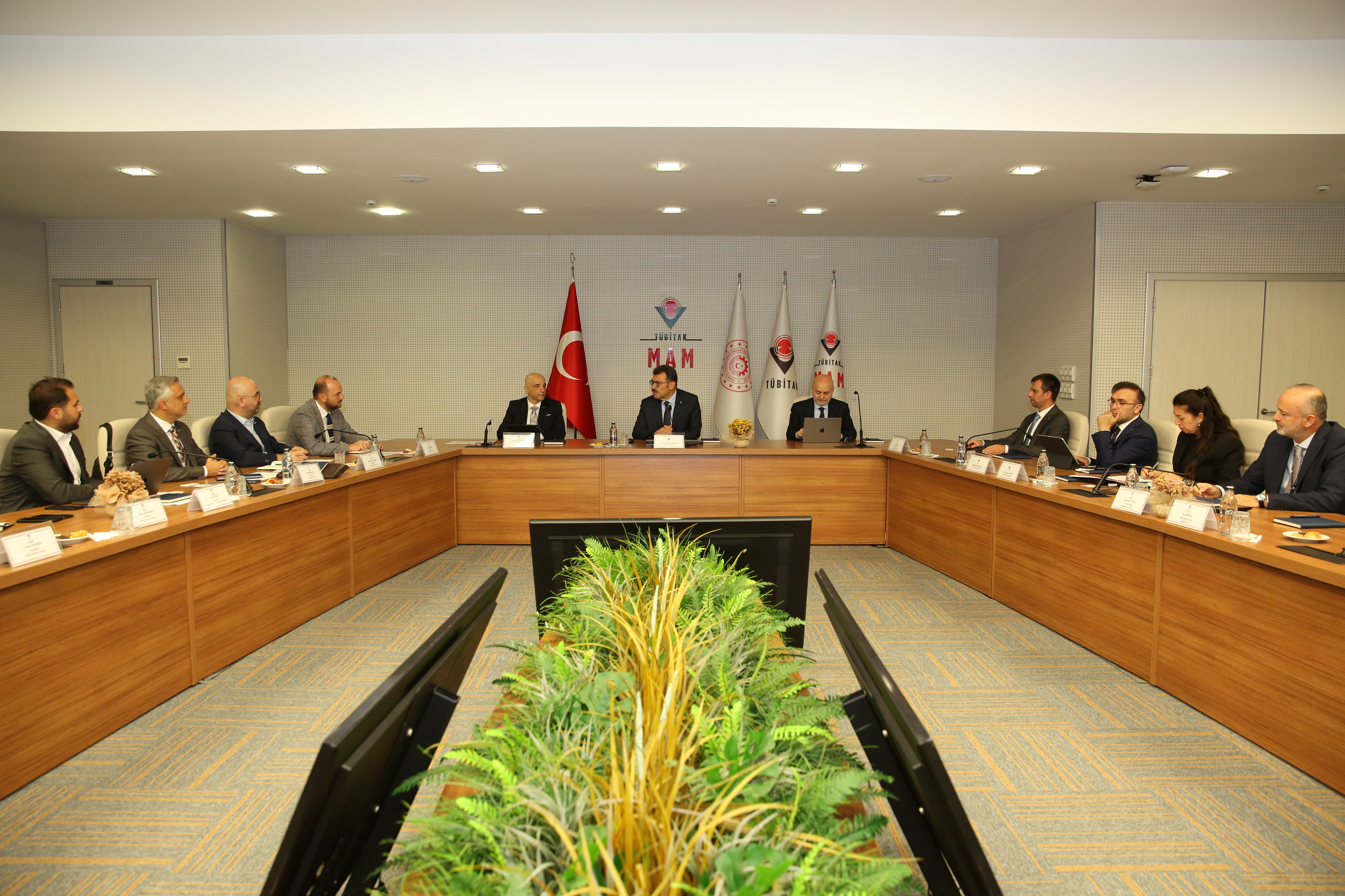 MÜSİAD HEYETİ TÜBİTAK'A ZİYARET GERÇEKLEŞTİRDİ