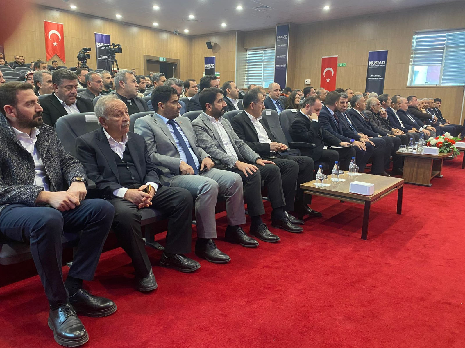 MÜSİAD İNŞAAT VE YAPI MALZEMELERİ SEKTÖR KURULU ADIYAMAN’DA DEPREM PANELİ DÜZENLEDİ