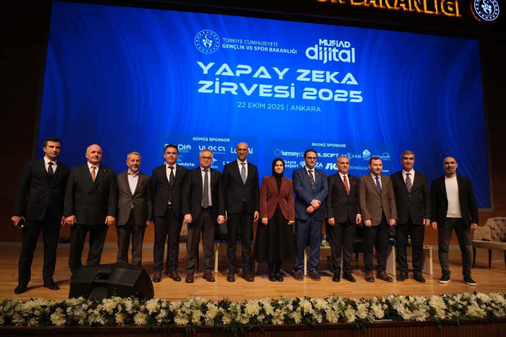 MÜSİAD DİJİTAL TEKNOLOJİLER SEKTÖR KURULU YAPAY ZEKÂ ZİRVESİ DÜZENLEDİ